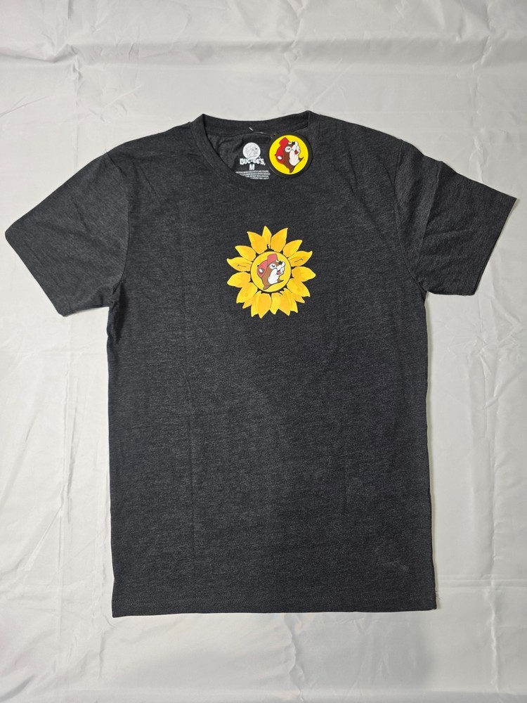 Size M – Buc-ee s Enjoy The Little Things t-shirt NWT