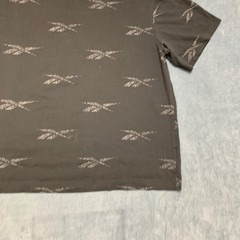 Reebok T Shirt Mens XL Black Allover Logo Graphic Casual Crew Neck Short Sleeve