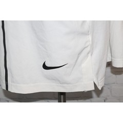 Nike T-Shirt Mens XL White Graphic Dri-Fit Polyester Spandex Performance Tee **