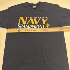 US NAVY Grandparent Short Sleeve Men’s T-Shirt. Size Medium. Navy Blue