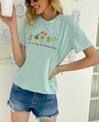 NEW LARGE Teacher Shirt We All Grow at Different Rates Shirt T-Shirt Gift SZ L