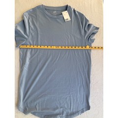 H&M T-Shirt Mens Medium Blue Cotton Blend Long Fit Curved Hem Short Sleeve Tee