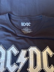 AC/DC – Men’s Black Tee with White Logo. Size L. Cotton.