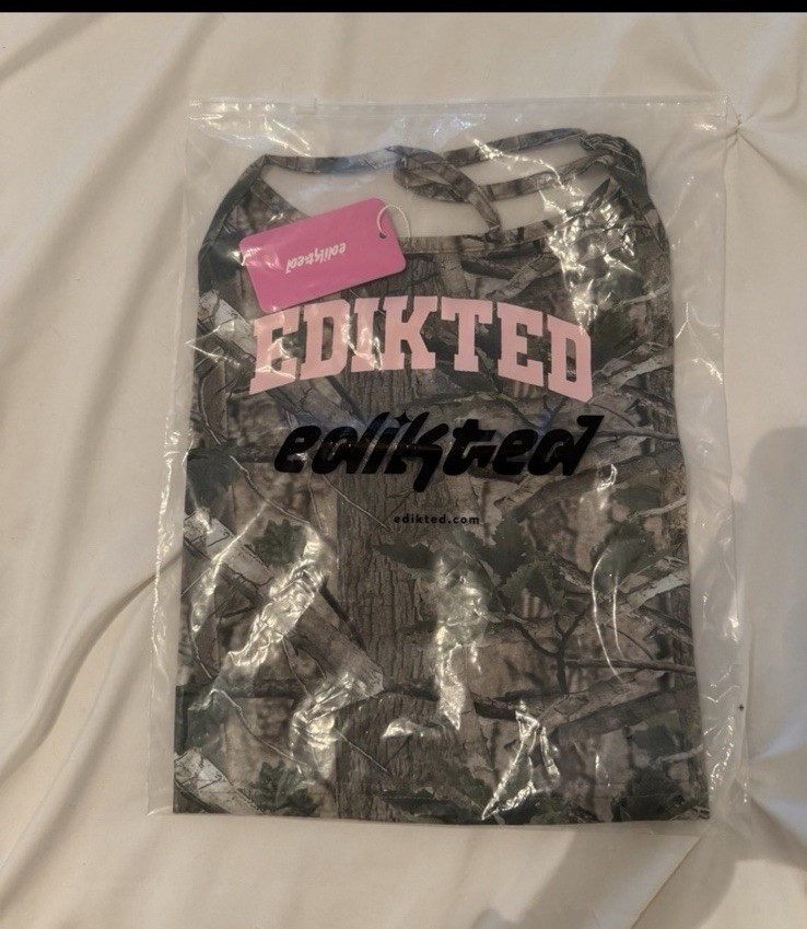 Edikted Girls. thin strap Gray/Black Camouflage Logo Graphic Tank top Small