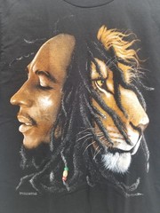 Bob Marley T Shirt Size Small 2007 Music Zion Roots wear