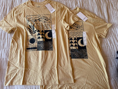 2 ~ Mens Goodfellow & Co Crew Neck Short Sleeve T-Shirt Size Medium Cream Yellow