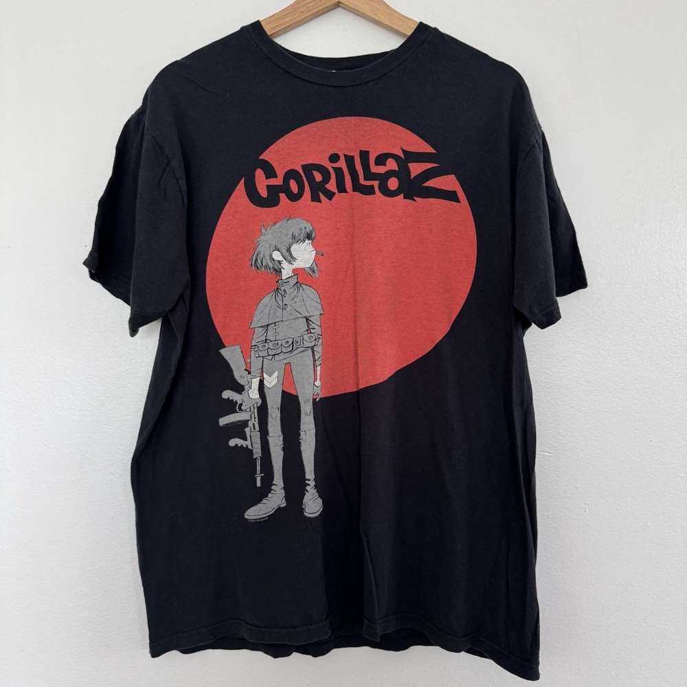 2010 Gorillaz T-Shirt Mens XL Noodle Plastic Beach Tour Music Rock Band Tee