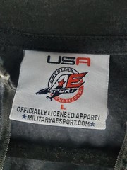 MilitaryAESport USA Dept of Veteran Affars LARGE long sleeve 1/4 zip Gray