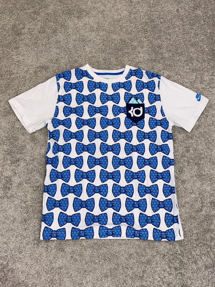 Nike Kevin Durant Nets Bow Tie T-Shirt Size Large Short Sleeve White