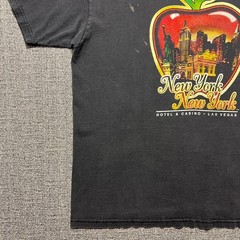 Vintage 90s New York New York Hotel Casino T Shirt XL Las Vegas Skyline USA Tag