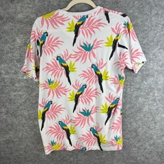 Free Planet Men’s Medium Parrot Tropical Graphic T Shirt Pink Cotton Summer Fre