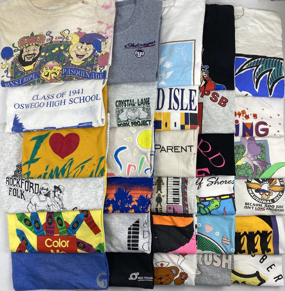 Wholesale Lot of 30 Vintage Short Sleeve Tee Shirts (Sizes In Description)