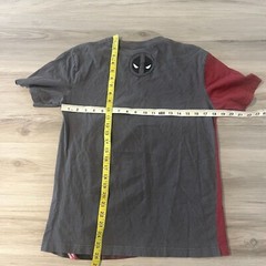 Deadpool Shirt Mens Small Marvel Logo Gray and Red Movie Short Sleeve EUC