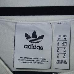 adidas Originals Men’s White Rainbow Trefoil Logo Graphic Crew Neck Tee M