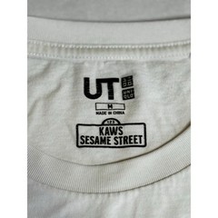 KAWS x Uniqlo Sesame Street Elmo Pocket Tee White T Shirt Men’s Medium 2018