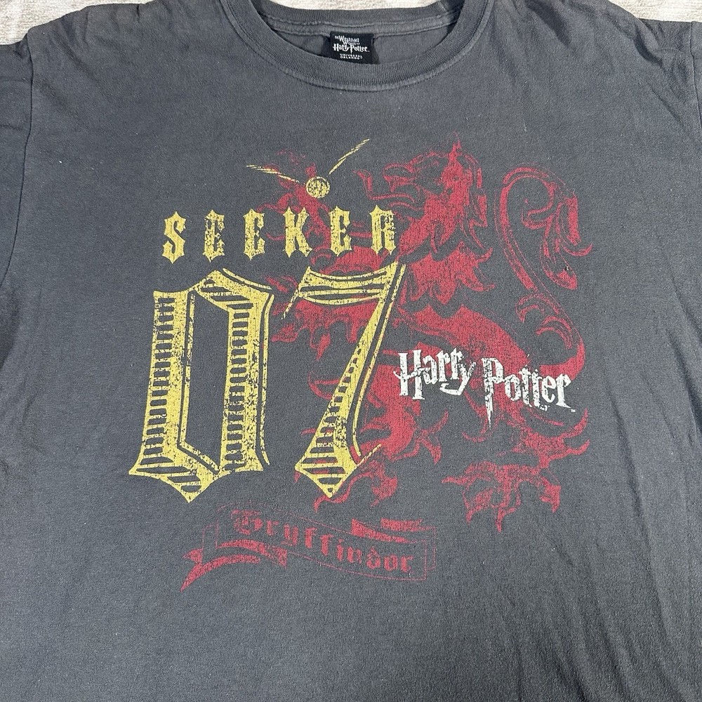 VTG Harry Potter Seeker 07 Universal Orlando Graphic T Shirt Gray Size Medium