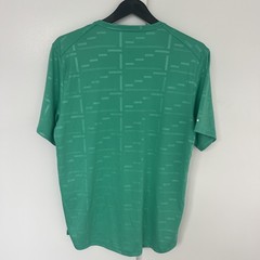 NWT Nike DV8104-372 Men Dri-FIT UV Running Division Miler Tee Shirt Green Size M