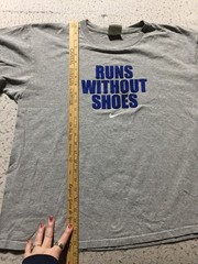 Nike T Shirt Mens L Large Gray Runs Without Shoes Spell Out Crew Neck Running