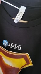 Canvas Sz L t Shirt Superman dc Studios black s Sleeve flo on back comic con 31