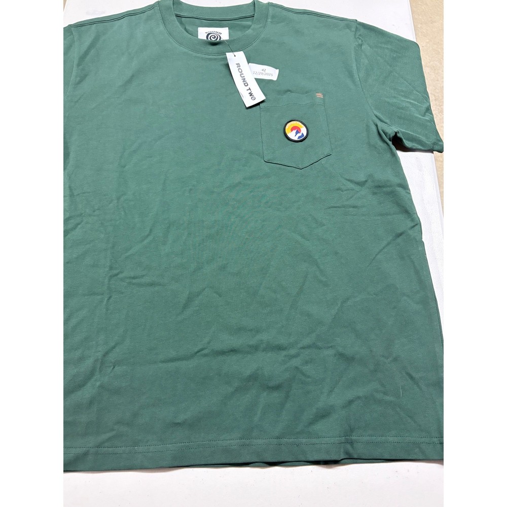 Round Two Hiking Logo Patch Pocket T-Shirt Green Men’s Size M New w/ tags
