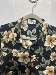 KY’S Black Ivory Tan Green (m/l ?) Hade In Hawaii Shirt