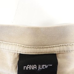 NANA JUDY KHAKI BEIGE MEDIUM ICE CREAM CONE DESSERT ART THE ROXBURY TEE TSHIRT