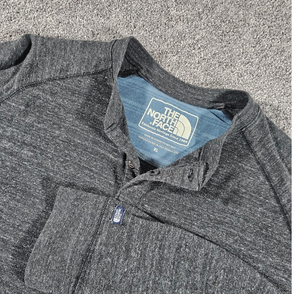 The North Face Henley Mens XL Gray Long Sleeve Heathered Tri-Blend Pullover