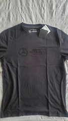 Mercedes AMG Petronas Motorsport Men’s T-shirt in size L