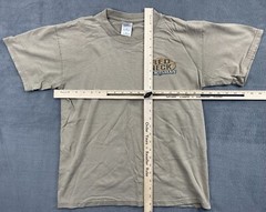 Vintage Redneck Sportsman T Shirt Medium Tan Buckgear Deer Hunting Tree Sand