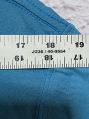 The Southern Shirt Company Men’s Size Med Blue T-Shirt With Front Pocket Unisex.