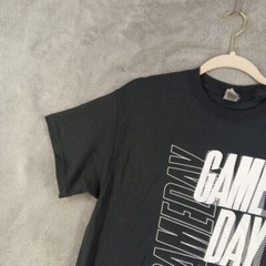 GILDAN T-shirt DryBlend Size MEDIUM “Game Day” Black Graphic Print Casual