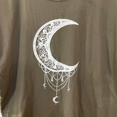 Gildan Adult Softstyle T-Shirt Crecent Moon Logo XL Olive Crew Neck T-Shirt
