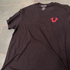 True Religion Men’s T-Shirt medium