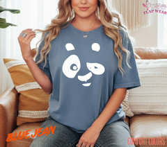 Unisex Cute Winking Panda Face T-Shirt – Minimalist Giant Panda Bear Graphic Tee