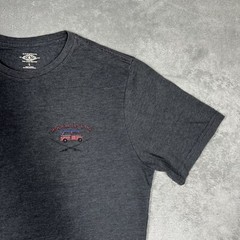 G.H. Bass & Co. Rock Mills Lake Mens T-Shirt Size Large Dark Heather Gray EUC
