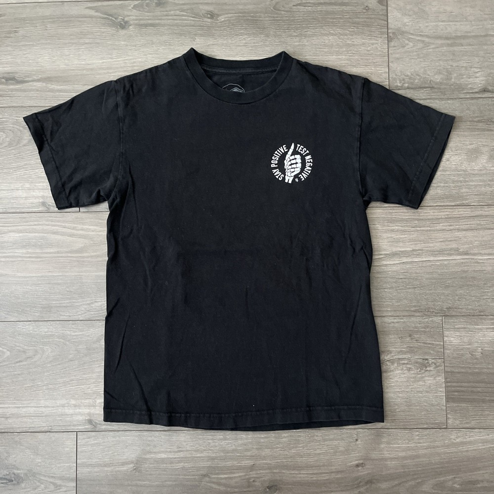 Lurking Class Mens M T Shirt Black Stay Positive Test Negative