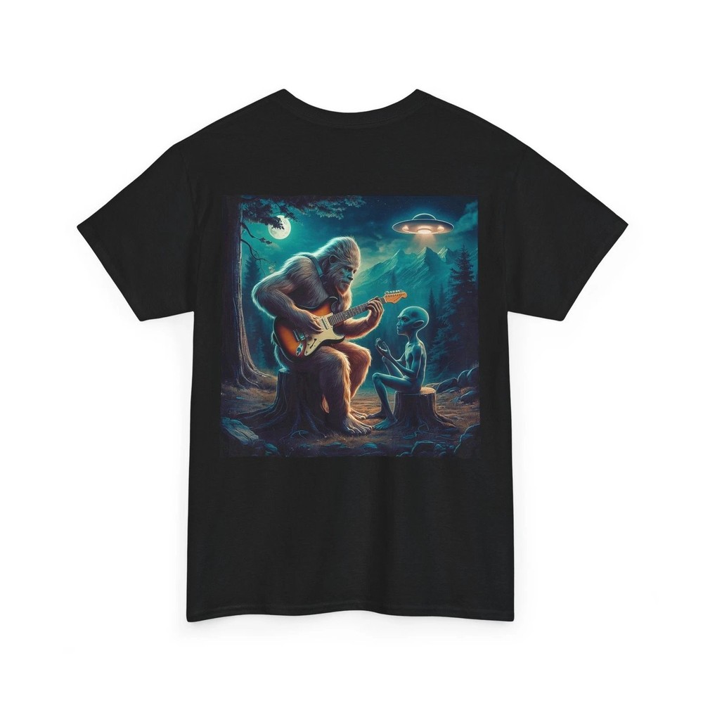 Alien Bigfoot Guitar T-Shirt Sasquatch UFO Gift Mens Womens Vintage Graphic Tee