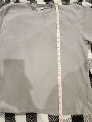 Zara Men’s T-shirt made of cotton fabric with irregular finishes. Round neck and