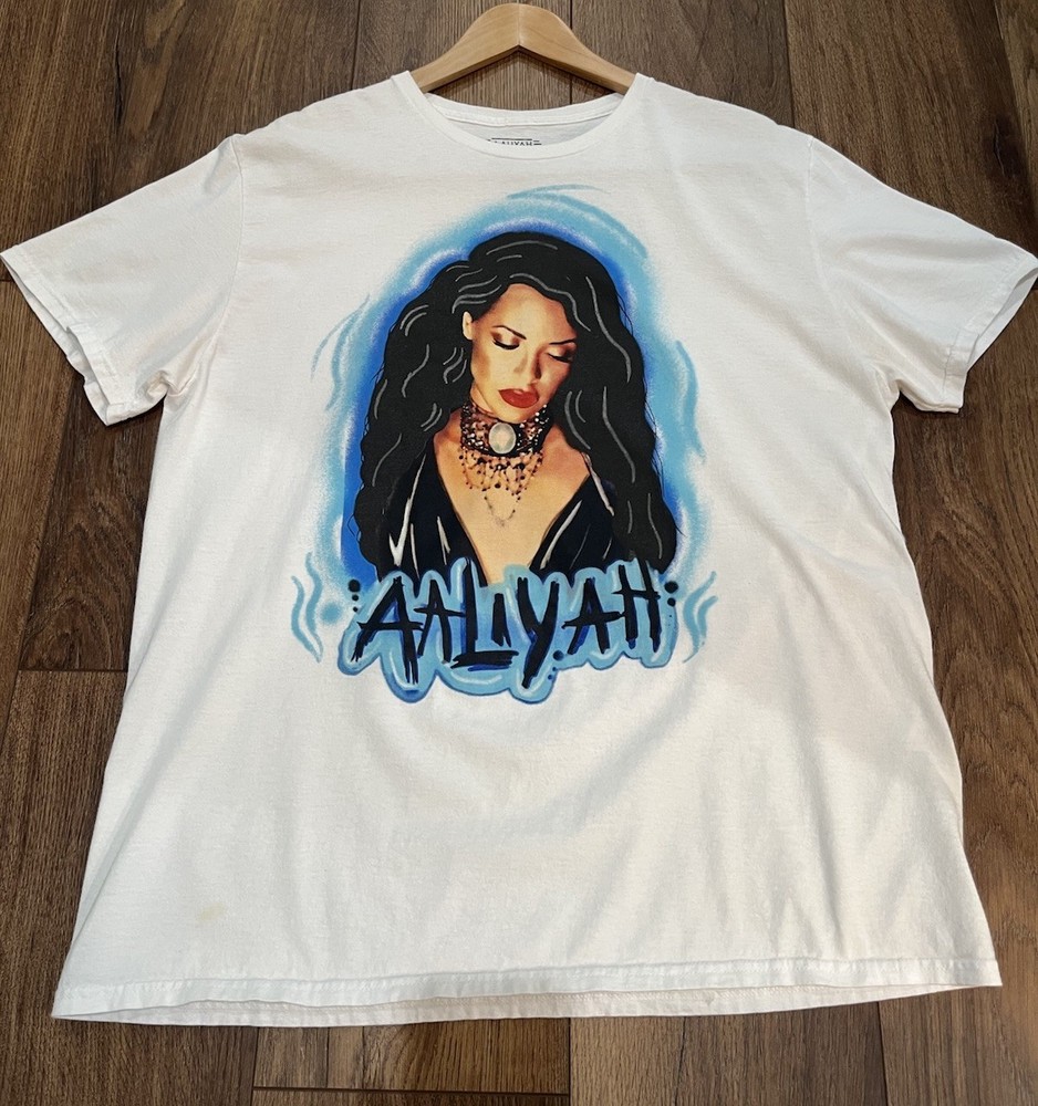 Aaliyah Official C-Life Group Graphic T-Shirt XL White Blue Airbrush Y2K Hip-Hop