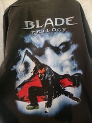 BLADE ON A SHAKA HEAVYWEIGHT T “OVERSIZED FIT