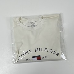 Tommy Hilfiger Men’s Crew Neck Short Sleeve Est. 1985 Flag Logo Tee M Beige