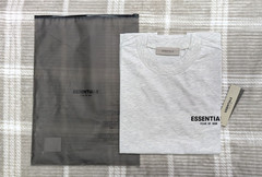 Fear of God Essentials Tee ‘Light Oatmeal’ XS Size Oversized T-Shirt SS22
