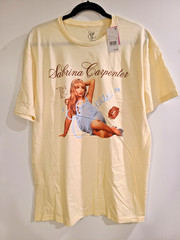 SABRINA CARPENTER “Espresso” lyrics GRAPHIC TEE BRAND NEW WITH TAG Sz Large
