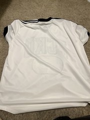 Ecko Unltd. Men’s 2XL White/Black V-Neck Short Sleeve Graphic Logo T-Shirt