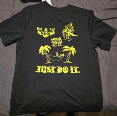 Nike Just Do It Black & Yellow Dri-Fit Medium T-Shirt Brand New W/tags