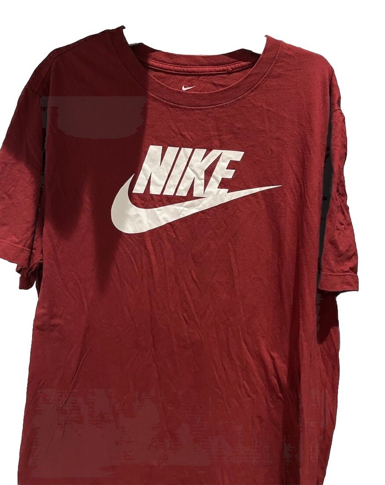 Nike Red Maroon Swoosh T-Shirt Athletic The Nike Tee Size XL Extra Large New