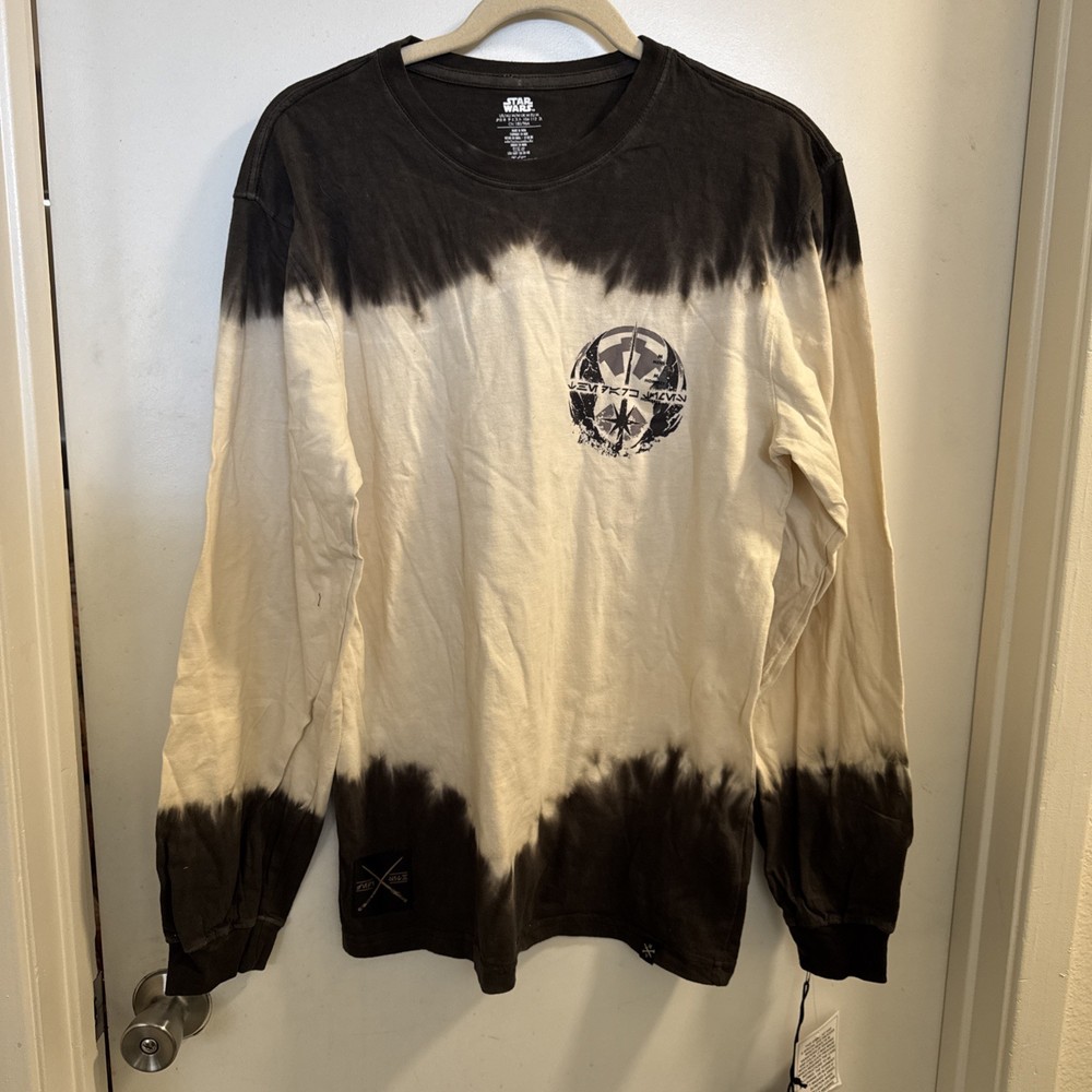 Star Wars Long Sleeve Tie-Dye Graphic tee Galaxy’s Edge Disney Darth Vader M