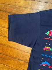 Vintage 90s Eyes on California Tropical Sea Life Neon Puff Print T-Shirt