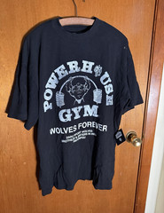 Powerhouse Gym Wolves Forever Men’s Size M Black Graphic Print Crew Neck Tee
