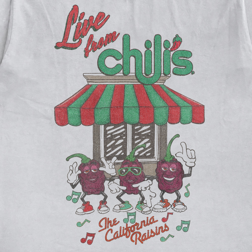 The California Raisins Live From Chili’s 90’s T-Shirt Short Sleeve IM0566